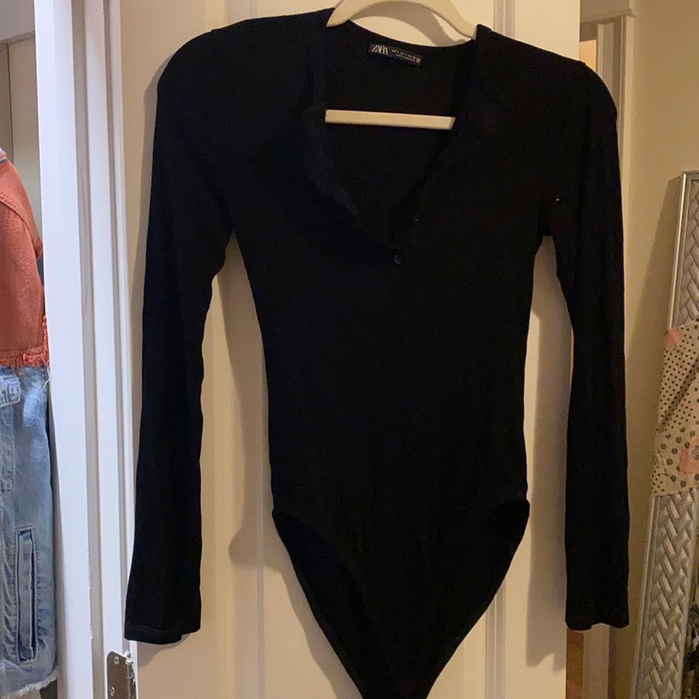 Cute simple black bodysuit